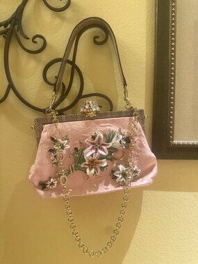 NWT Dolce & Gabbana Handbag "VANDA" Pink Floral Crystal Bag----EXTREMELY RARE!!!